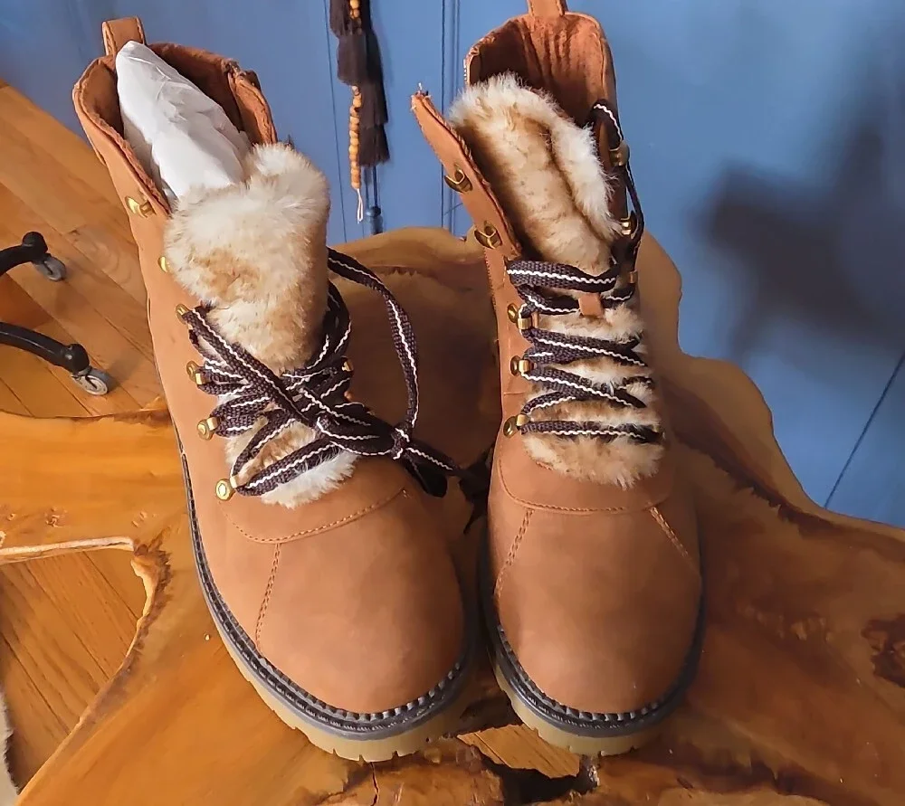 Style & Co. Morggan Lace-Up Lug Sole Combat Booties Camel Tan 8MDescription: